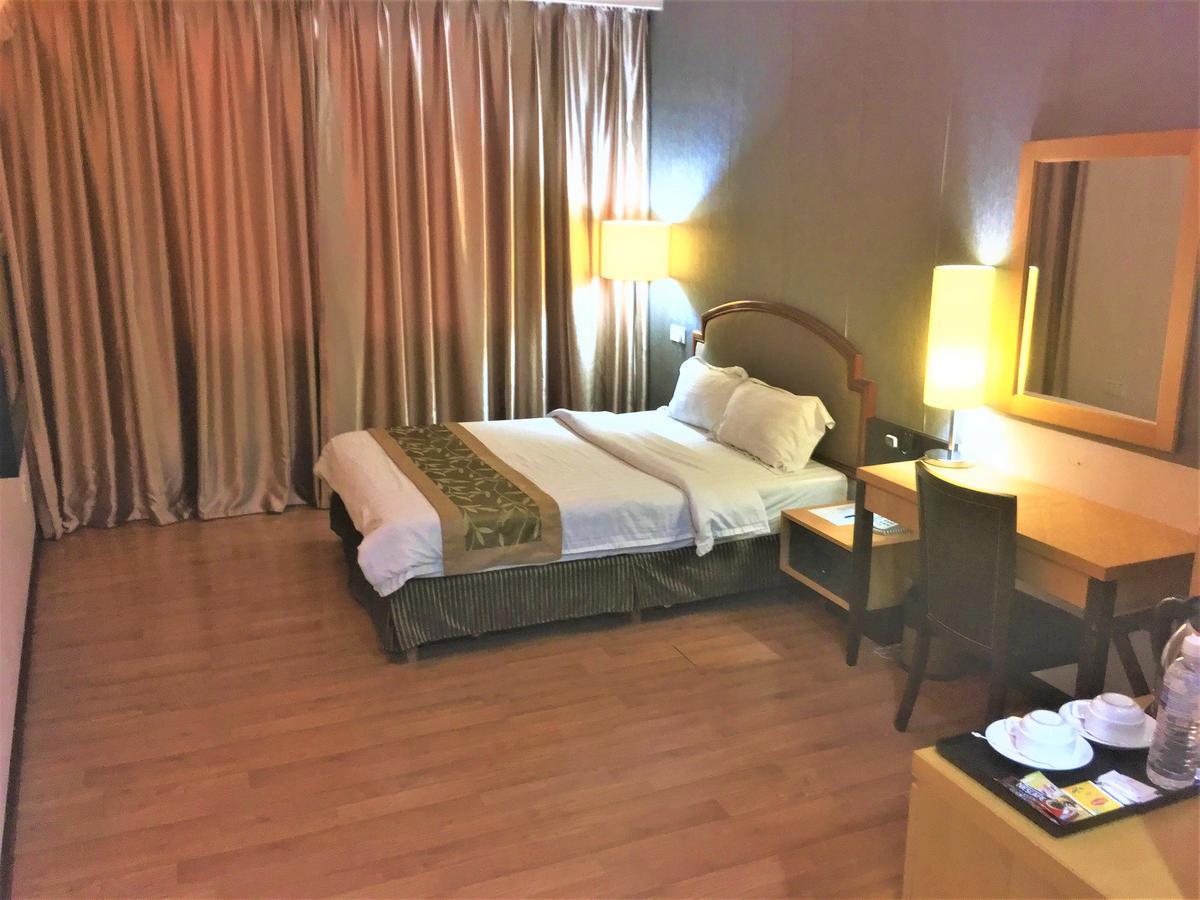 Kemena Hotel Bintulu Exterior foto
